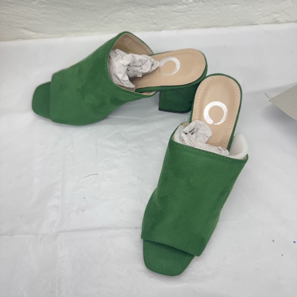 Journee Collection Women 6.5 Green Adelaide Block Heel Sandals NEW Suede Summer - Picture 5 of 5